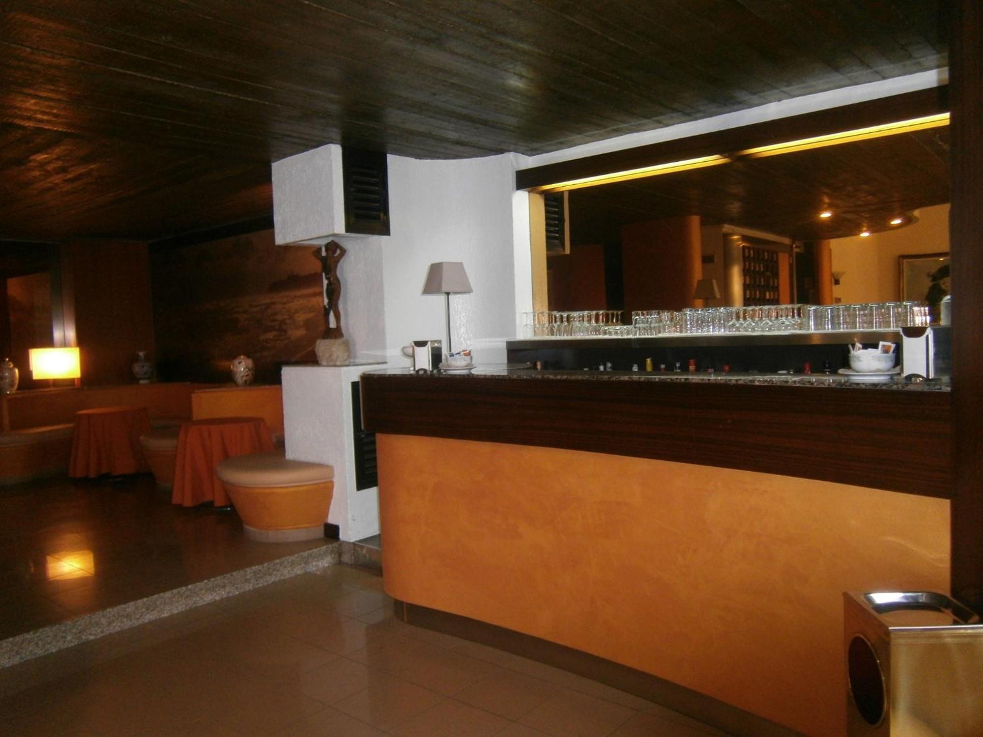 Hotel Corona Termoli Exteriör bild