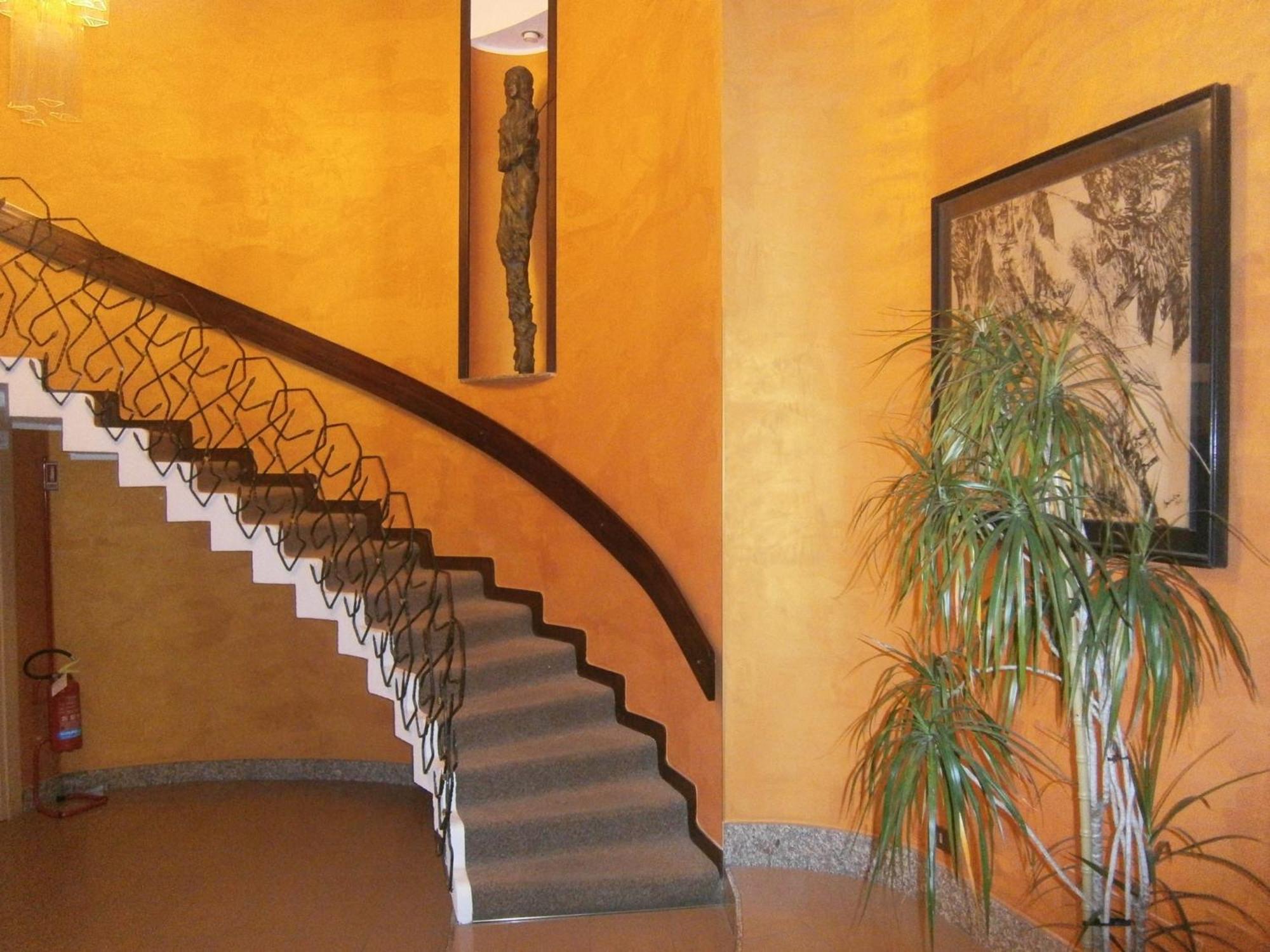 Hotel Corona Termoli Exteriör bild